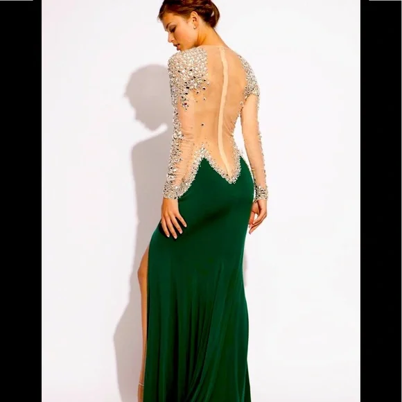 Jovani | Dresses | Stunning Jovani Dress Style 933 Size 6 Color Is  Greennudesilver | Poshmark